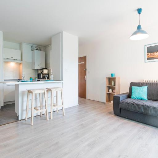 Ombre Bleue, undefined