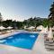 Ourania Apartments Hotel