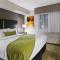 Best Western Harvest Inn & Suites