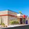 Days Inn by Wyndham Bradenton - Near the Gulf