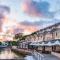 Simon's Town Quayside Hotel