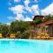 Amazing Farmhouse in Montecatini Terme with Jacuzzi