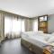 M4478 Mollino Rooms