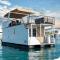 Floating House Adela