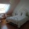 Chambre Rose Blanche