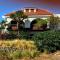 Lovely house views&garden