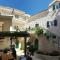 Apartments Dvor - ap4, ap5, ap6