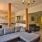 Dream Stay - Old Town Church View Apartment with Sauna