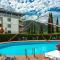 Albornoz Palace Hotel