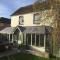 Henwick house accommodation, Continental breakfast included