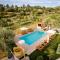 Mythos Bungalows