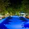 Jays Holiday Resort