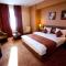 Top Rooms Aparthotel