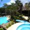 Ceiba Tops