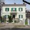 AGLI OLEANDRI appartamento in villa con con parcheggio