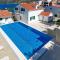 Apartments Modri Dragulj - with pool