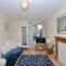 Bright Stylish 2 Bedroom Garden Apartment South Belfast close to Everything