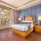 The Agrarian Hotel; Best Western Signature Collection