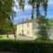 Larchmount House B&B