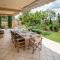 Family Getaway in Marathon by GHH
