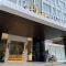 J7 Plaza Hotel