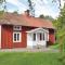 Three-Bedroom Holiday Home In Lammhult