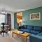 Cedarbrook Queen Suite 103