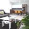 Bright Stylish Apartment Walk to Victoria Center