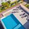 Hotel Grand Cap Rooftop Pool