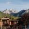 Canadas Best Value Inn and Suites Fernie