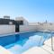 NEW! Málaga Suite with pool and parking in the center!