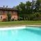 B&B Cascina Gaione Via Gallina,18b 12052 Neive cn