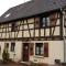 GITE AU PETIT RUISSEAU-Etage et combles-maison alsacienne 4 personnes 4 nuitées minimum