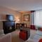Holiday Inn Express Hotel & Suites Chatham South by IHG