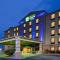 Holiday Inn Express Hotel & Suites Charleston-Southridge, an IHG Hotel