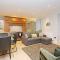 JOIVY Modern and Airy flat on the Historic Royal Mile