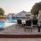 GB710 Grand Blue Beach Condo maephimholiday