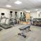 Holiday Inn Express & Suites Riverhead - Long Island by IHG