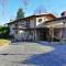 IseoLakeRental - Chalet di Elena