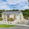 Kowhai Cottage & Studio - Raglan Holiday Home