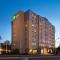 Holiday Inn Express & Suites Boston - Cambridge, an IHG Hotel