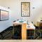 Holiday Inn Express & Suites Charlotte Arpt-Belmont by IHG