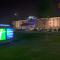 Holiday Inn Express and Suites Detroit North-Troy by IHG