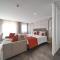 Famous Crows Lisbon Suites