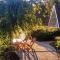 Tuyết Hoa Hòn Bồ Homestay