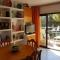 APARTAMENTO JUNTO AL MAR CON JARDIN COMUNITARIO Y PARKING