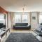 Riverside Lux with 2 bedrooms, Car Park garage and Sauna