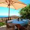 casa vista mare con wifi, AC nelle 4 camere da letto e parcheggio privato