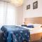 Club Onix Apartments