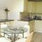 Basingstoke Apartments - Westlands House, City Centre, Home-From-Home